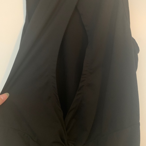 Fabletics Blake Open Back Twist Tank in Black - Picture 4 of 6